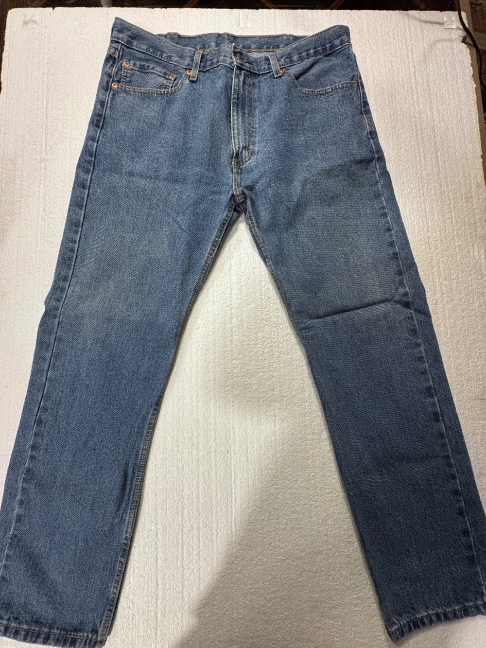 Levi’s 505 38/32 Men's Relaxed Fit Blue Denim Jeans